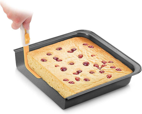 Cake Loosening Tool - Alt View