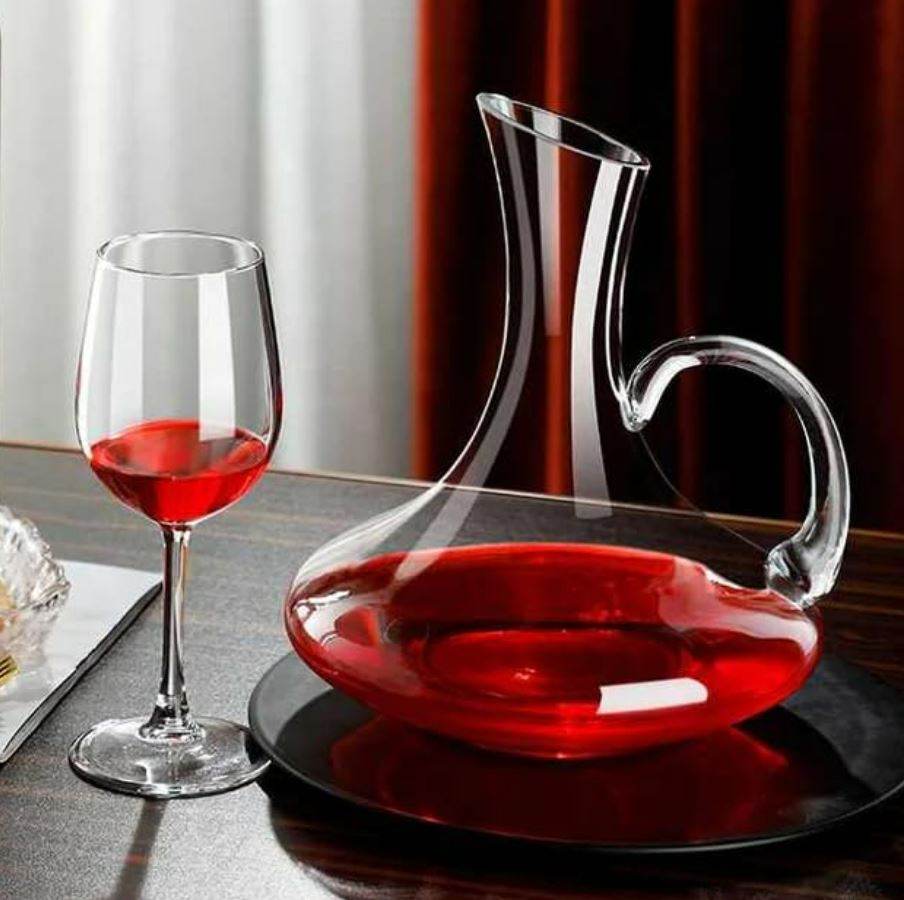 Classic Wine Decanter - DMC Wholesale