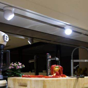 360 Rotatable Magnetic Camping Lamp (150LM LED) - DMC Wholesale