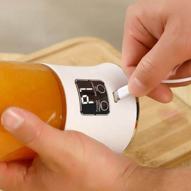 Rechargeable Fruit Juicing Cup - DMC Wholesale