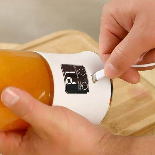 Rechargeable Fruit Juicing Cup - DMC Wholesale