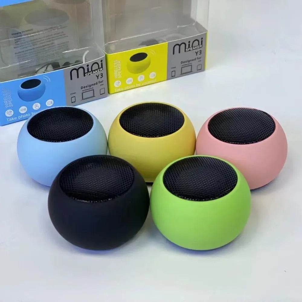 Bluetooth Mini Speaker (Green) - DMC Wholesale