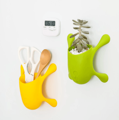 Multiple Suction Cup Wall Mounted Holder - DMC Wholesale