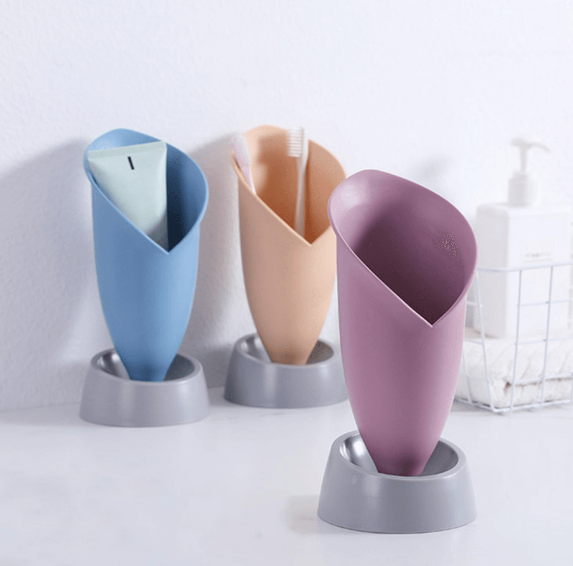 Multifunctional Cutlery And Decorative Holder - DMC Wholesale