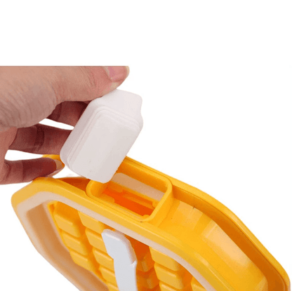 Silicon Ice Maker (Each) - DMC Wholesale