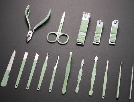 Nursing Manicure Set (16 pcs) - DMC Wholesale